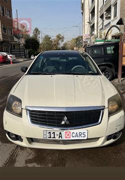 میتسوبیشی گلانت